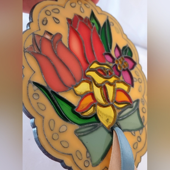 𝑭𝒍𝒐𝒓𝒂𝒍 𝑺𝒕𝒂𝒊𝒏g𝒍𝒂𝒔𝒔 𝑽𝒊𝒏𝒕𝒂𝒈𝒆 𝑯𝒂𝒏𝒈𝒏 𝑺𝒖𝒏𝒄𝒂𝒕𝒄𝒉𝒆𝒓 - Picture 2 of 6